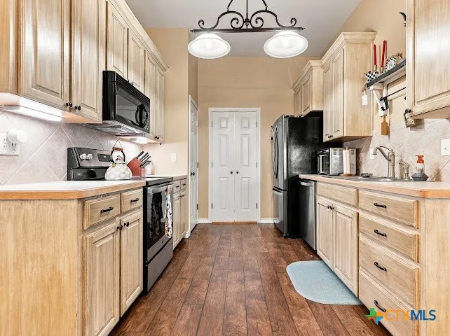 3405 Spyglass Circle Gatesville, TX 76528