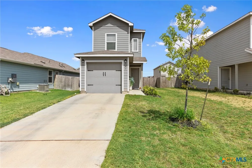 587 Commander Abbott Drive Jarrell, TX 76537