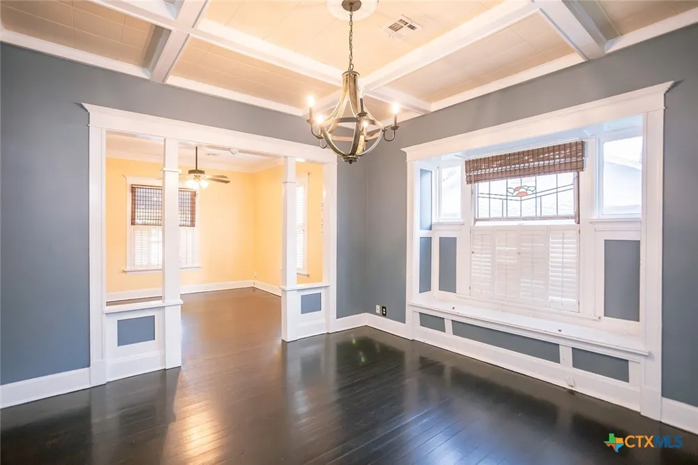 907 Craig Street Victoria, TX 77901