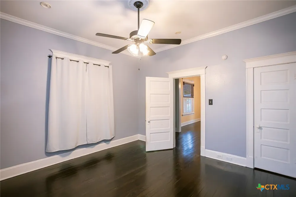 907 Craig Street Victoria, TX 77901