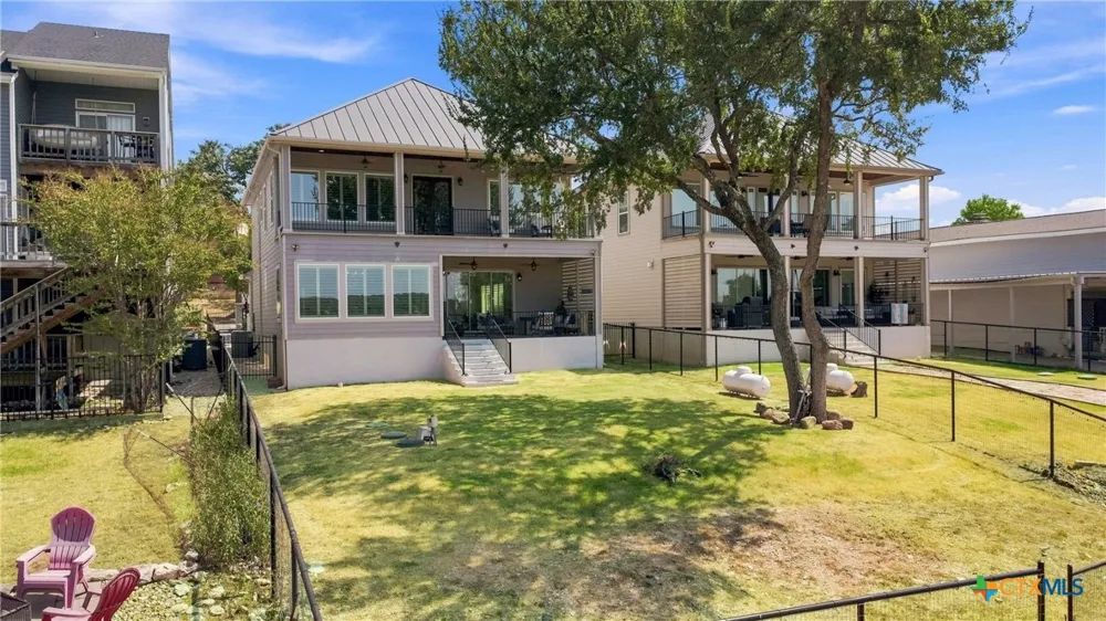 174 Edge Hill Drive Canyon Lake, TX 78133