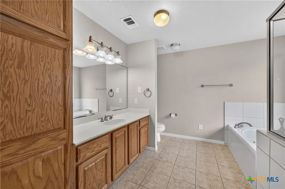 3000 Phoenix Drive Killeen, TX 76543