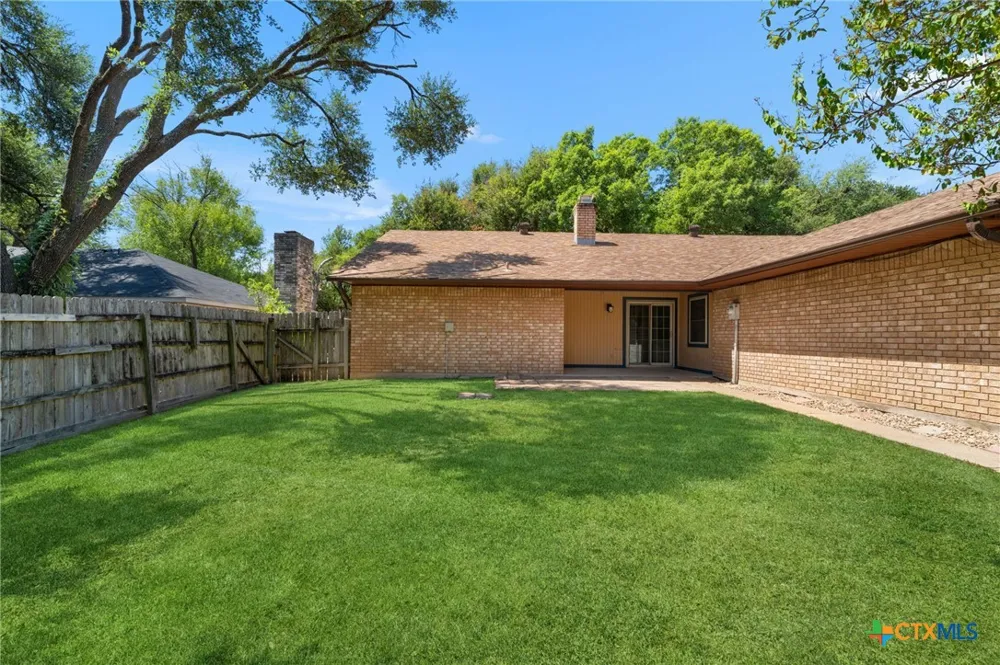 2202 Winchester Drive Temple, TX 76502