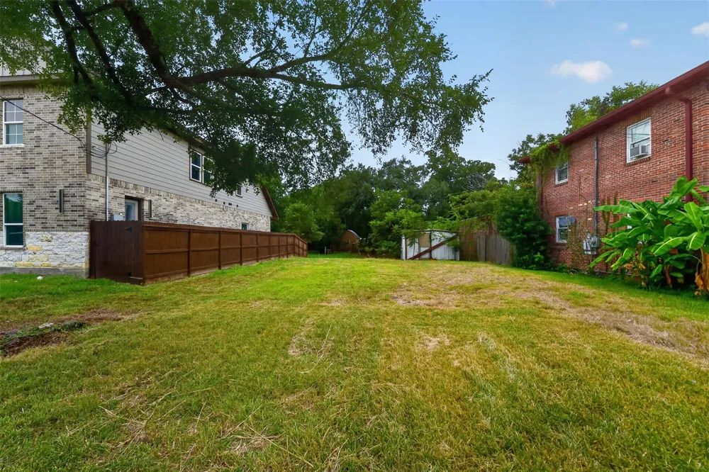 206 West Thomas Avenue Pasadena, TX 77506