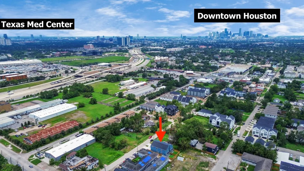 6817 Peerless Street Houston, TX 77021