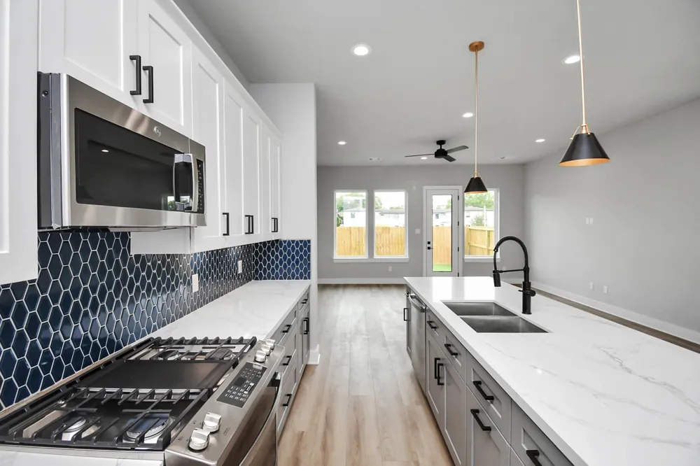 6817 Peerless Street Houston, TX 77021