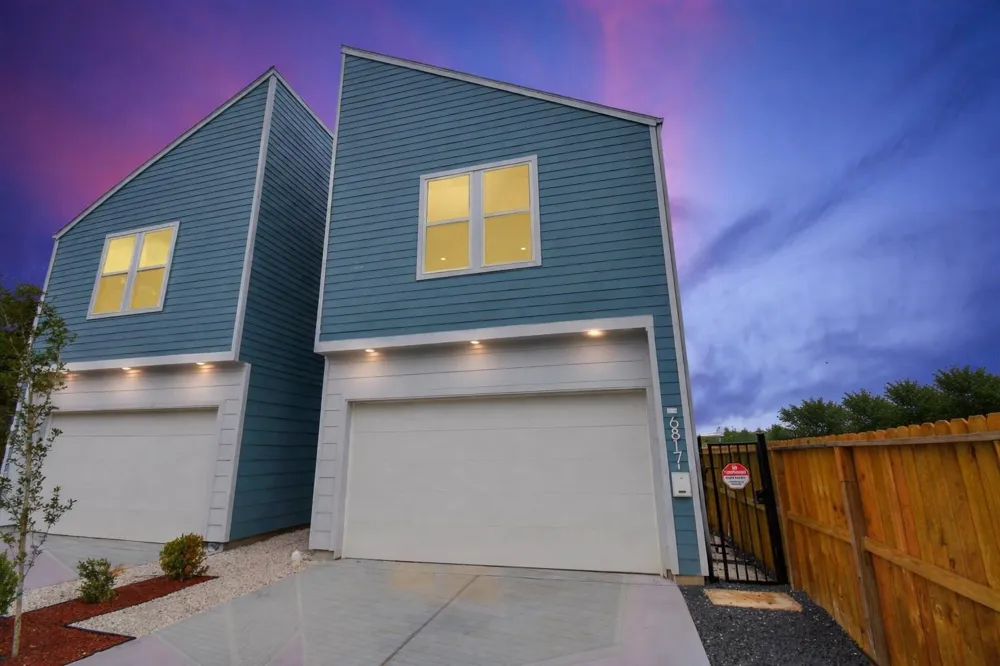 6817 Peerless Street Houston, TX 77021