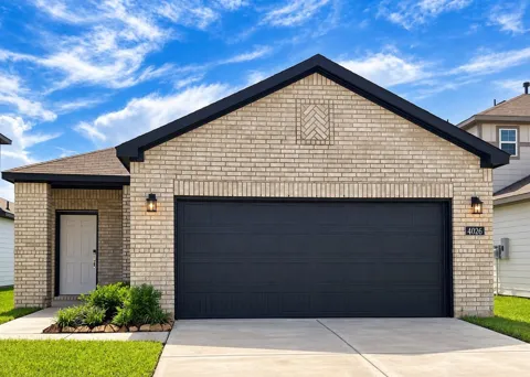 4026 Bay Court