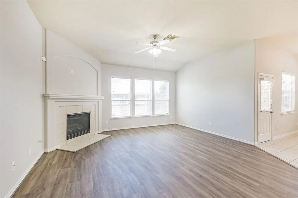 2922 Lemmingham Drive Spring, TX 77388