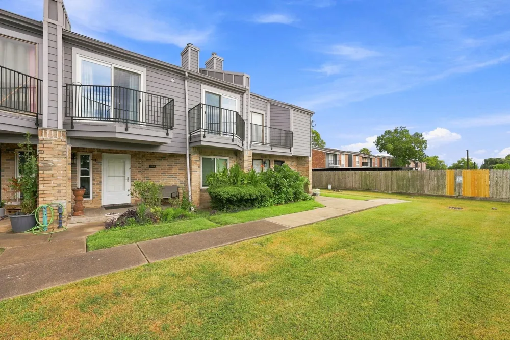 1714 Good Day Drive Missouri City, TX 77459