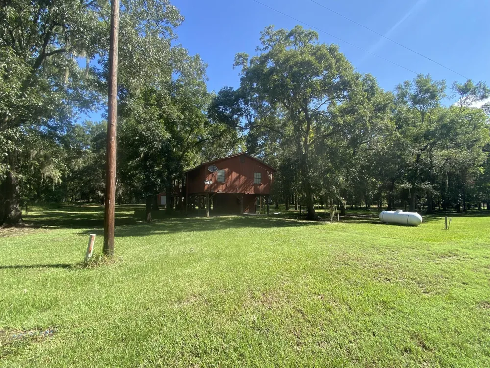 239 Ferguson Drive Cleveland, TX 77327