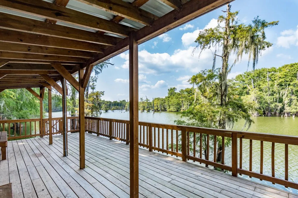 239 Ferguson Drive Cleveland, TX 77327