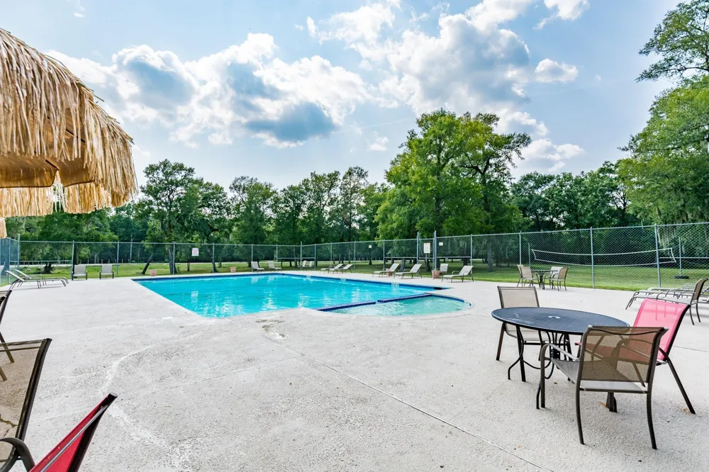 239 Ferguson Drive Cleveland, TX 77327