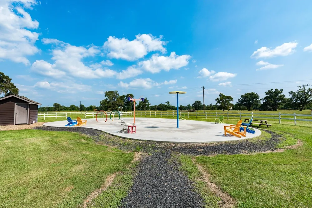 239 Ferguson Drive Cleveland, TX 77327