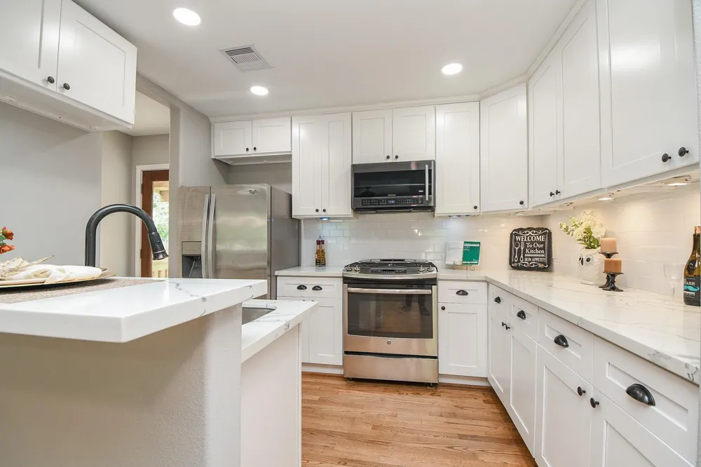 311 E 35th Street Houston, TX 77018