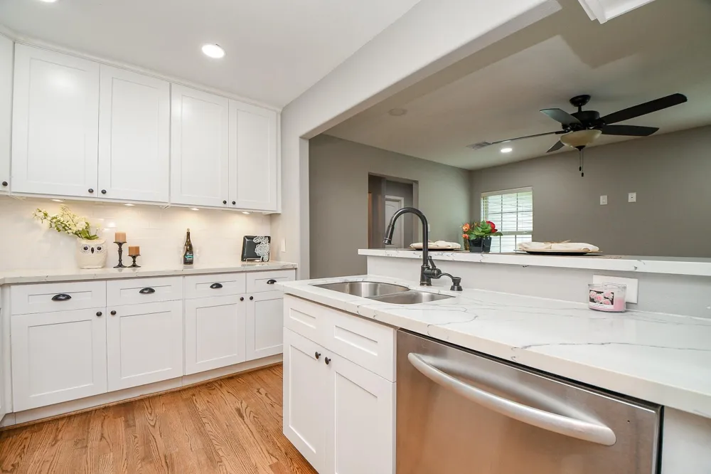 311 E 35th Street Houston, TX 77018