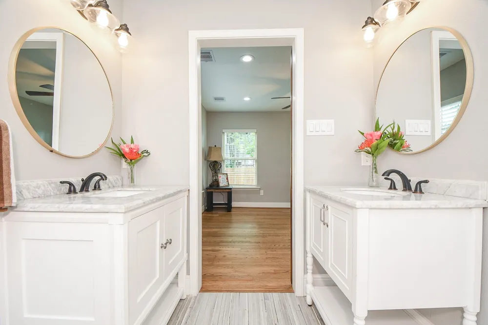 311 E 35th Street Houston, TX 77018