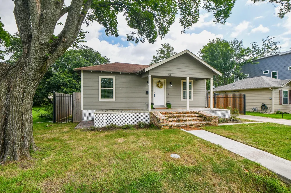 311 E 35th Street Houston, TX 77018