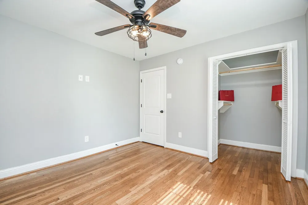 311 E 35th Street Houston, TX 77018