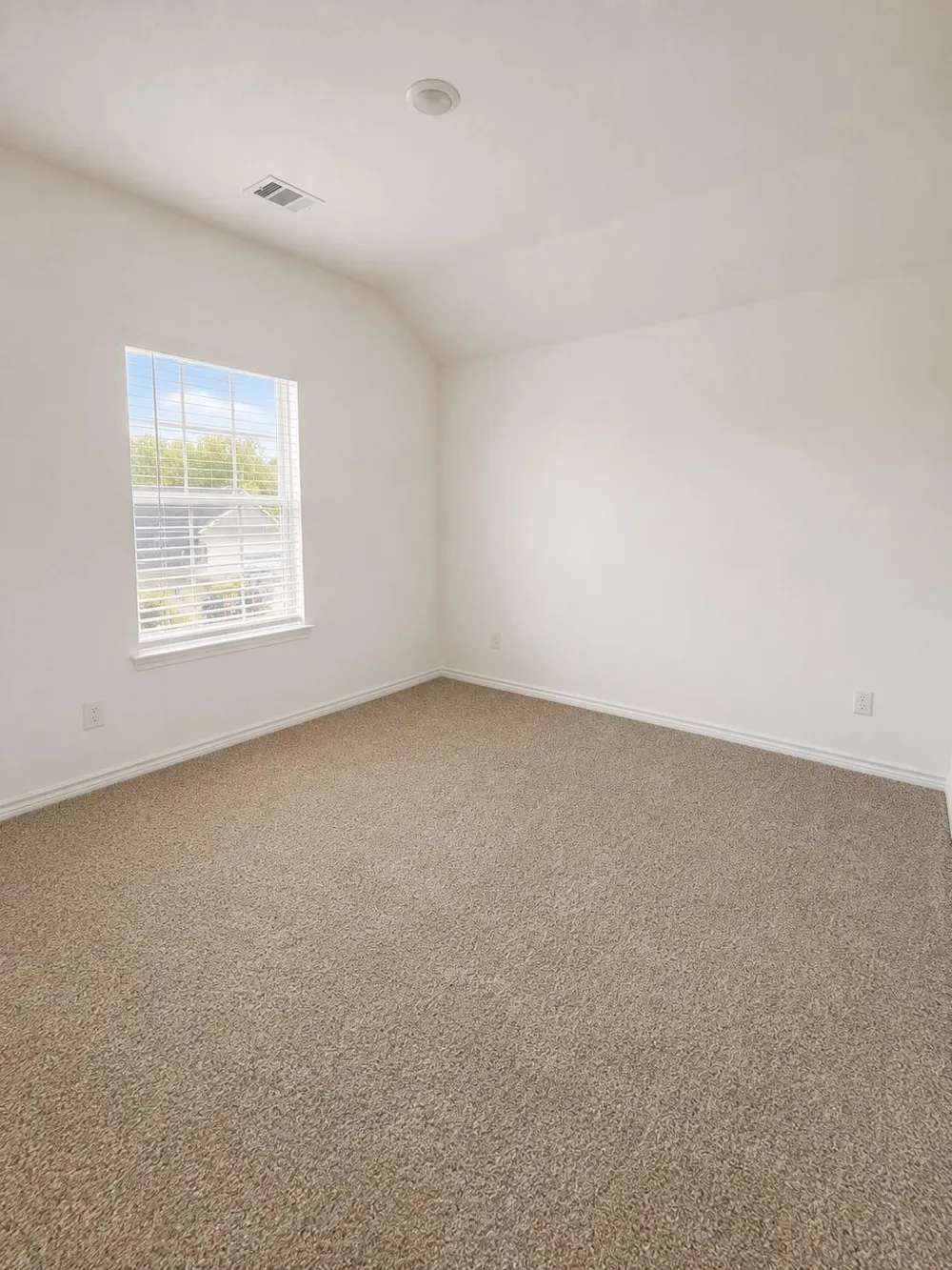 767 Westpointe Drive Dayton, TX 77535