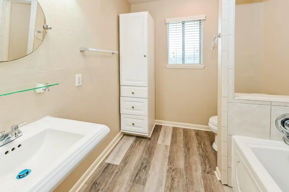 1518 Washington Drive Deer Park, TX 77536