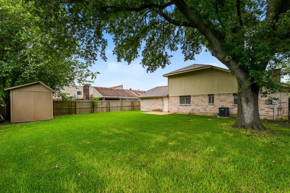 1518 Washington Drive Deer Park, TX 77536