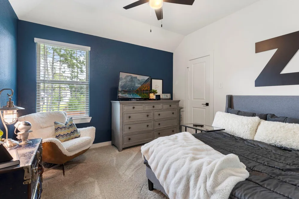 221 Sky Top Drive Montgomery, TX 77316