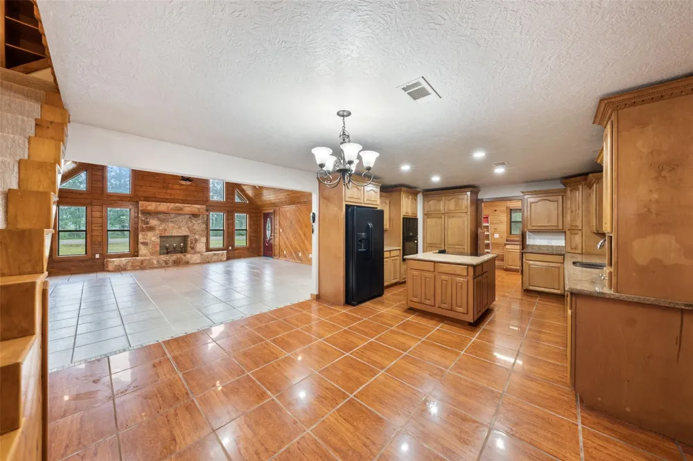 7900 Highway 150 Shepherd, TX 77371