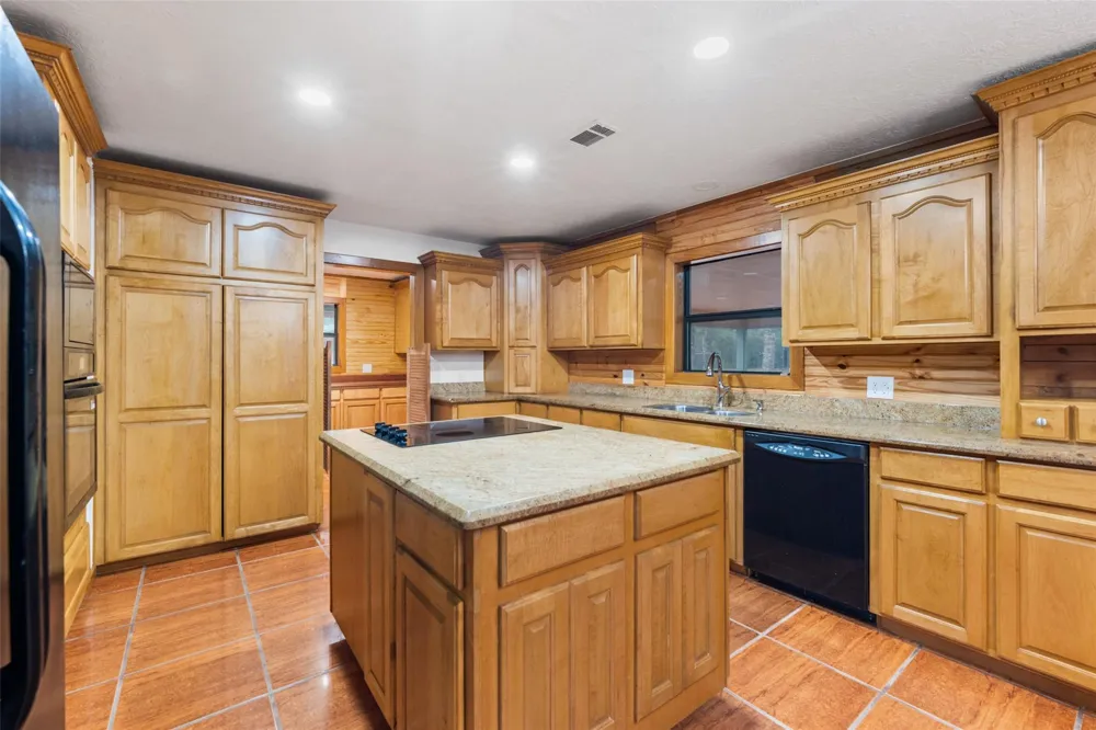 7900 Highway 150 Shepherd, TX 77371