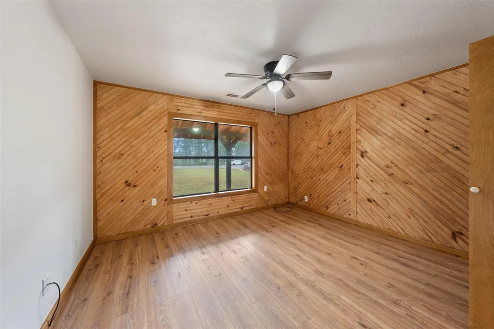 7900 Highway 150 Shepherd, TX 77371
