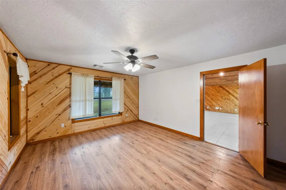 7900 Highway 150 Shepherd, TX 77371