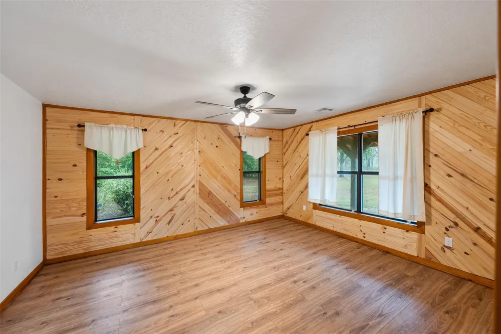 7900 Highway 150 Shepherd, TX 77371