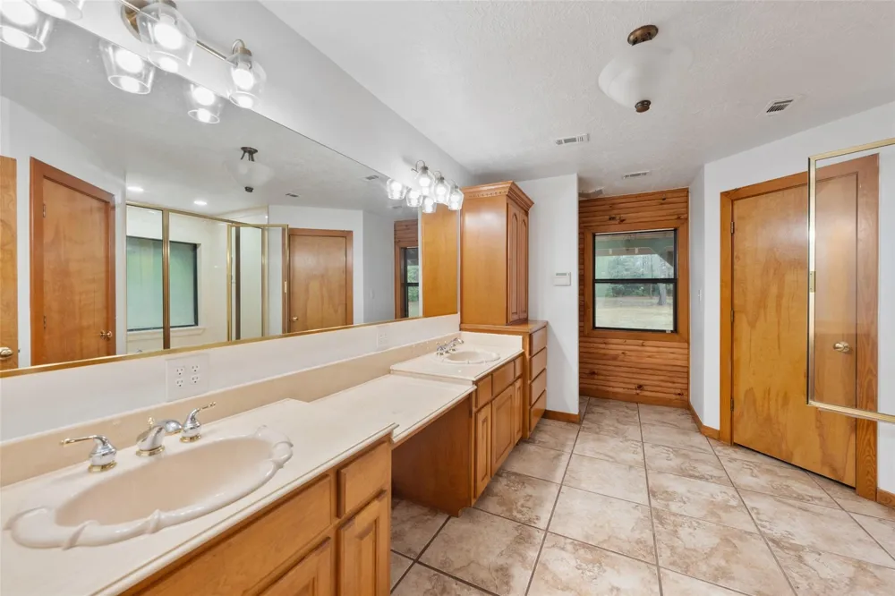 7900 Highway 150 Shepherd, TX 77371