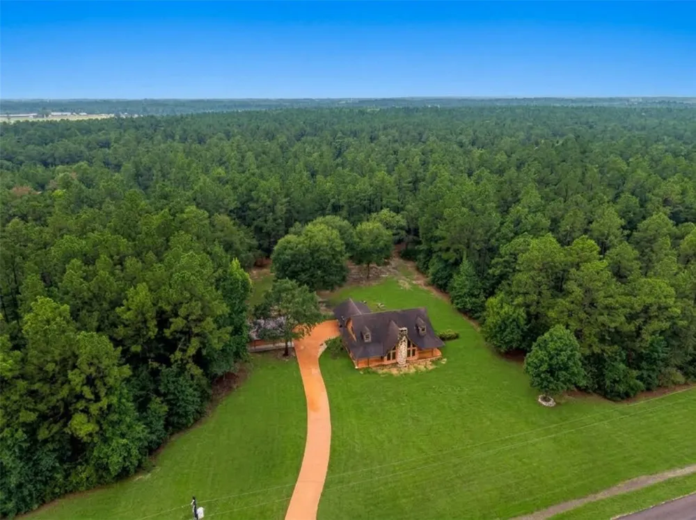 7900 Highway 150 Shepherd, TX 77371