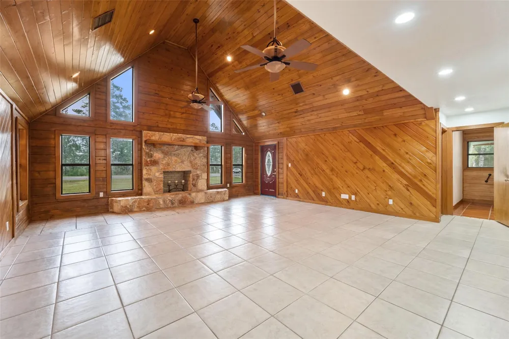 7900 Highway 150 Shepherd, TX 77371