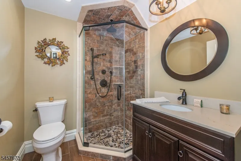 3 Red Oak Ln Rockaway, NJ 07866