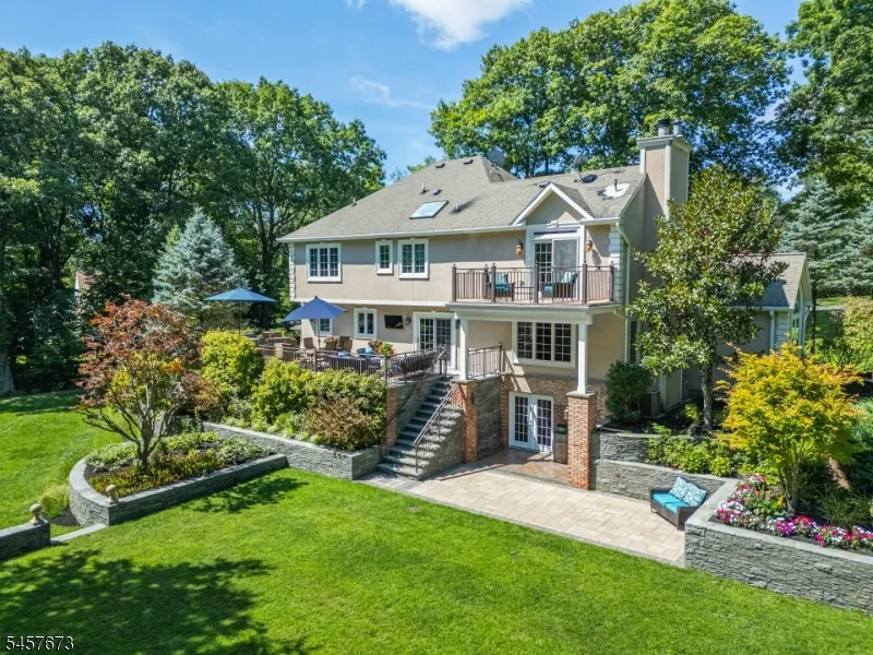 3 Red Oak Ln Rockaway, NJ 07866