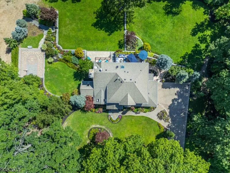 3 Red Oak Ln Rockaway, NJ 07866