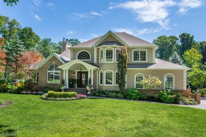 3 Red Oak Ln Rockaway, NJ 07866
