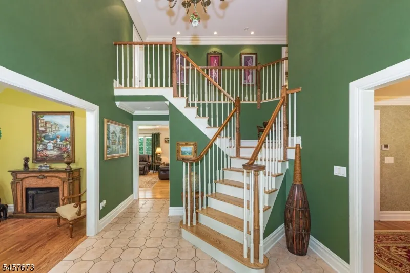 3 Red Oak Ln Rockaway, NJ 07866