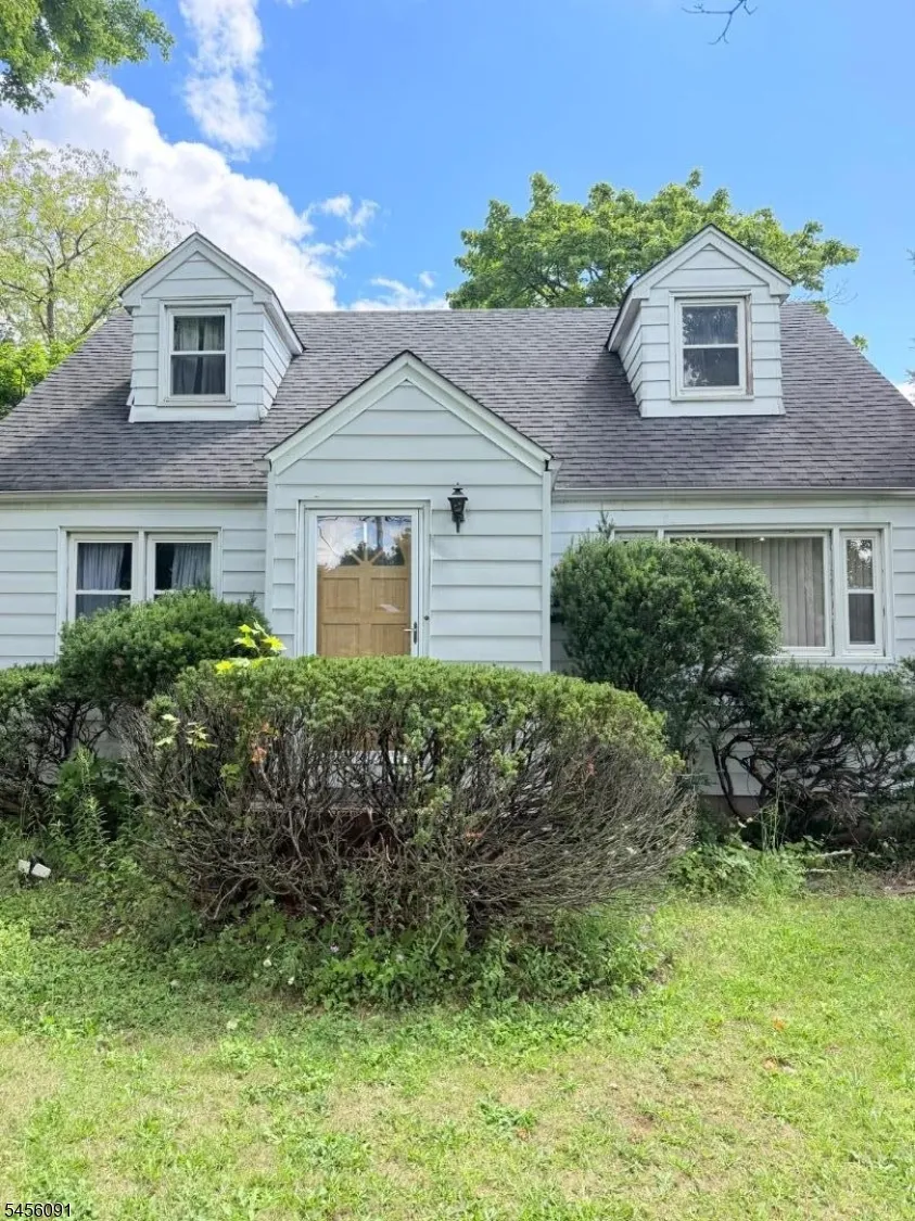 322 CEDAR GROVE LANE Franklin, NJ 08873