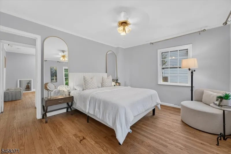 2101 Summit Ter Linden City, NJ 07036