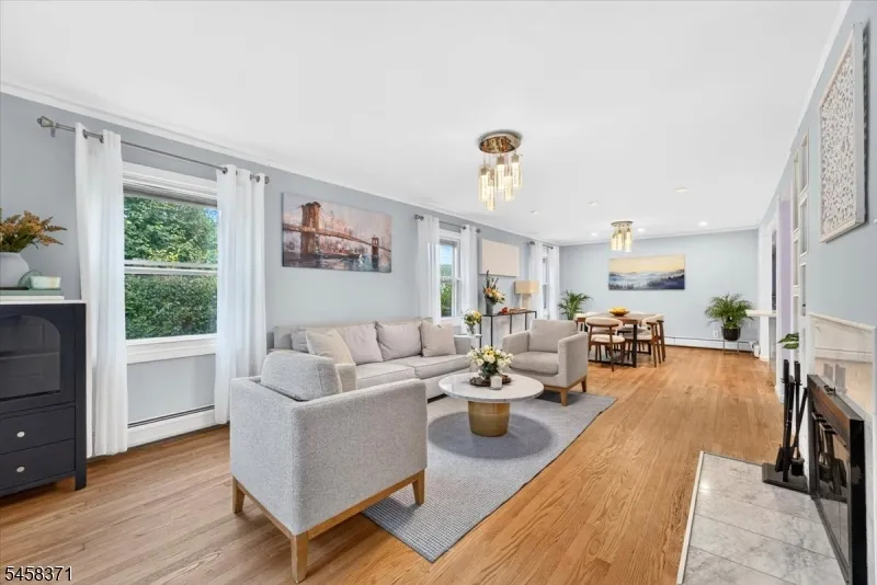 2101 Summit Ter Linden City, NJ 07036