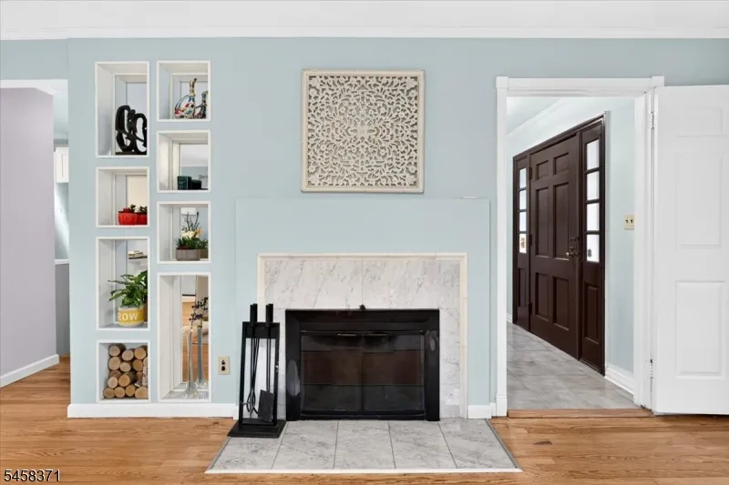 2101 Summit Ter Linden City, NJ 07036