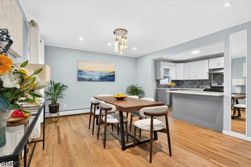 2101 Summit Ter Linden City, NJ 07036
