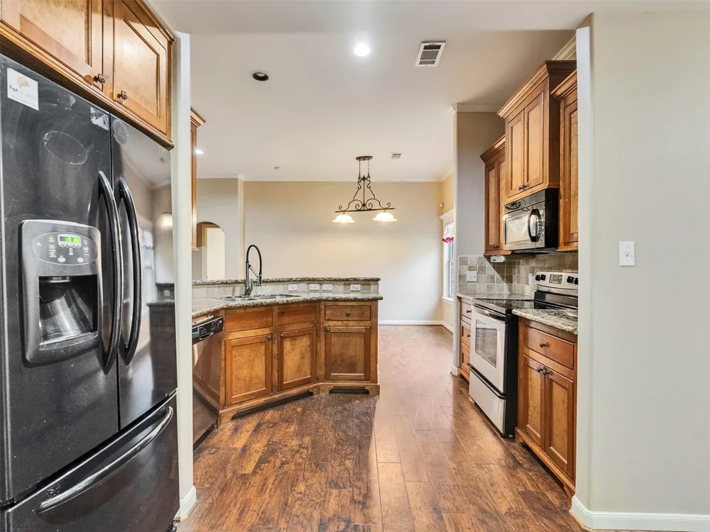 12654 Maxwell Street Willis, TX 77378