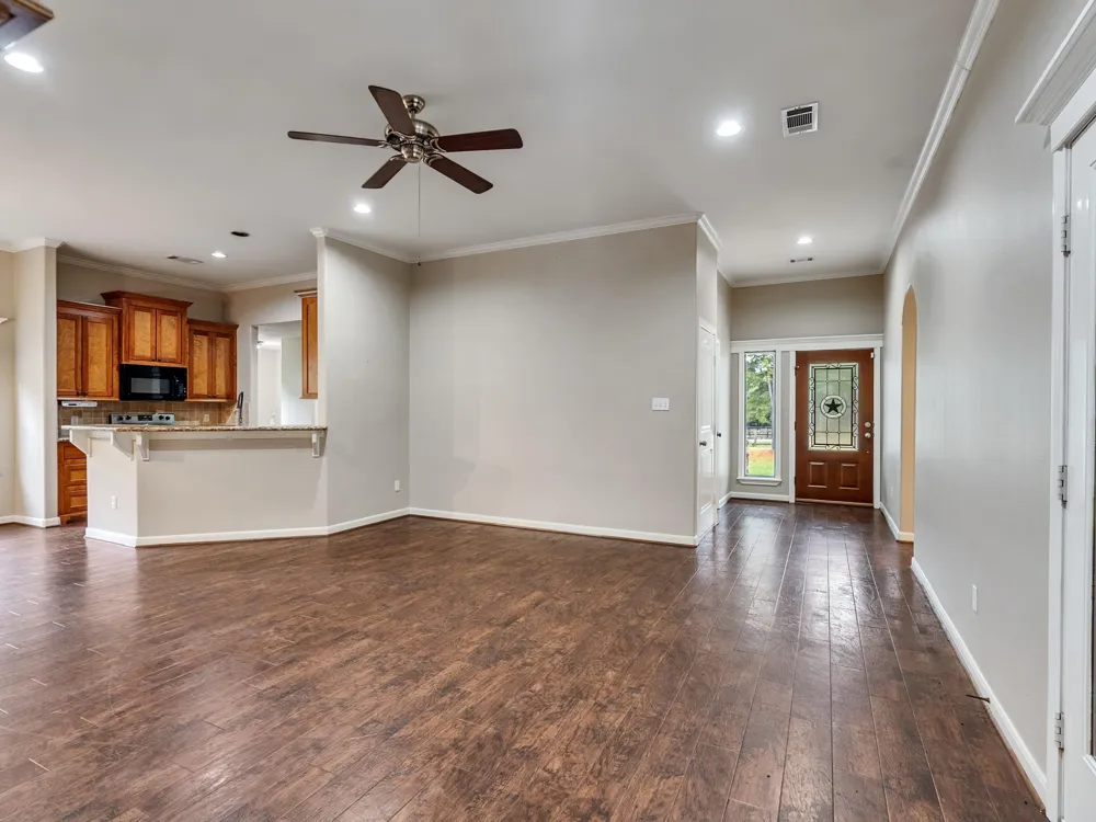 12654 Maxwell Street Willis, TX 77378
