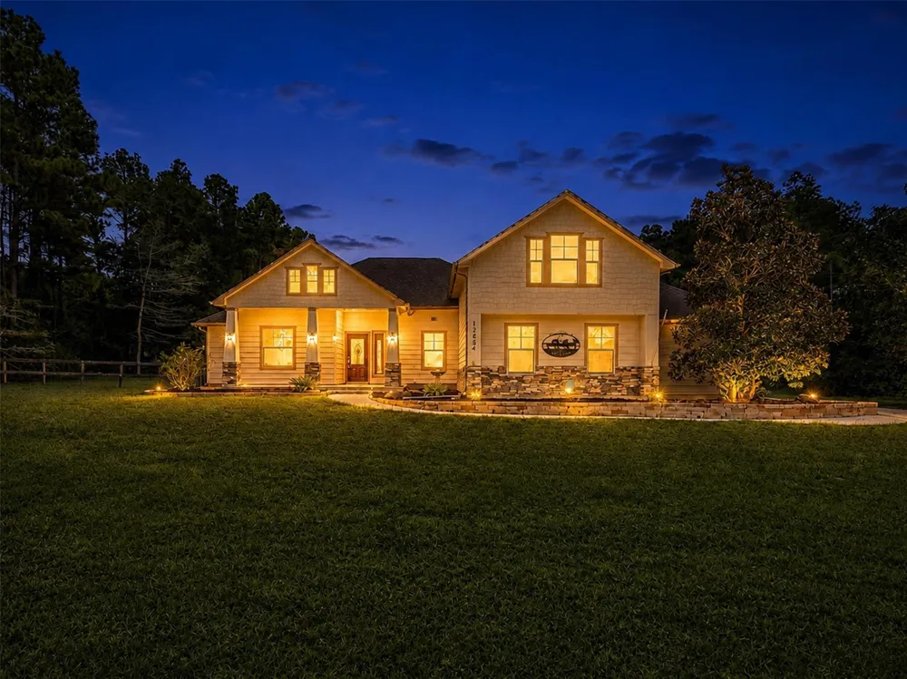 12654 Maxwell Street Willis, TX 77378