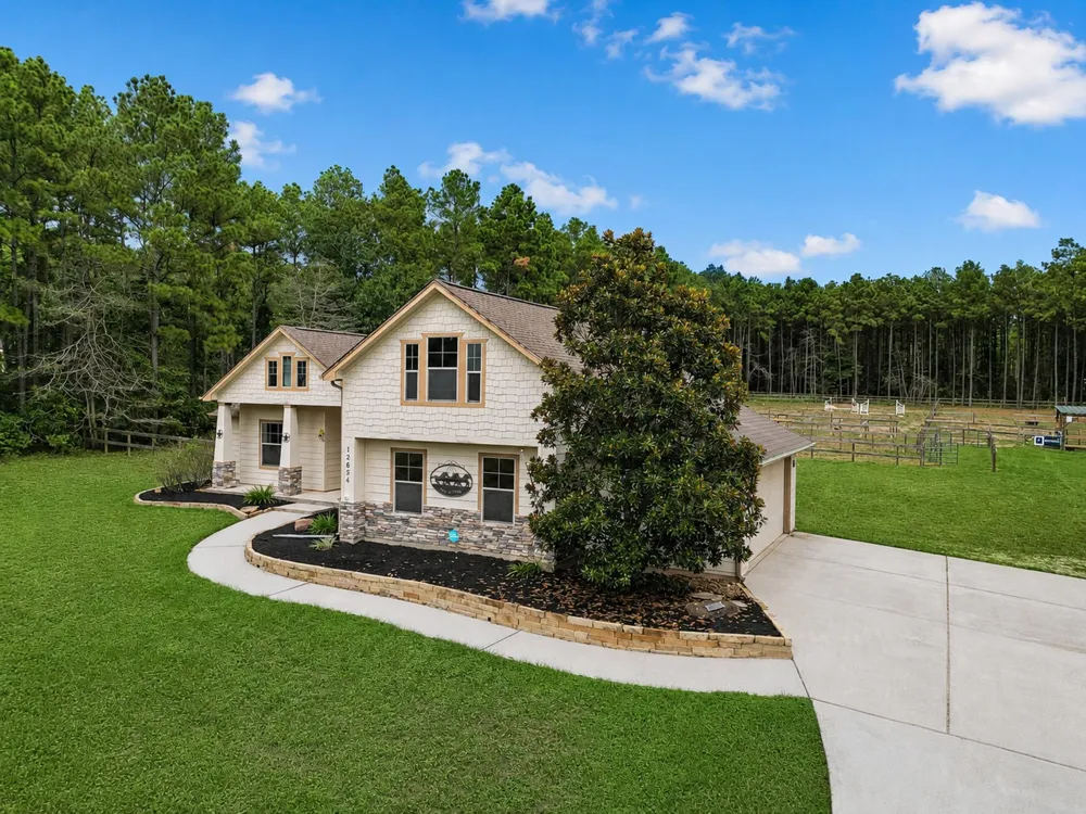 12654 Maxwell Street Willis, TX 77378