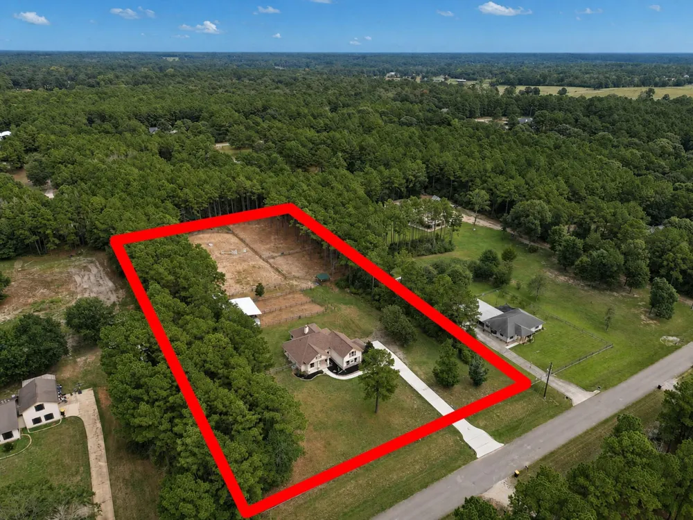12654 Maxwell Street Willis, TX 77378